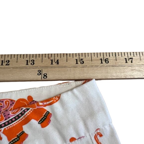 Macbeth Collection By Margaret Josephs Women's Elephant Print Shorts Size M - Picture 7 of 12